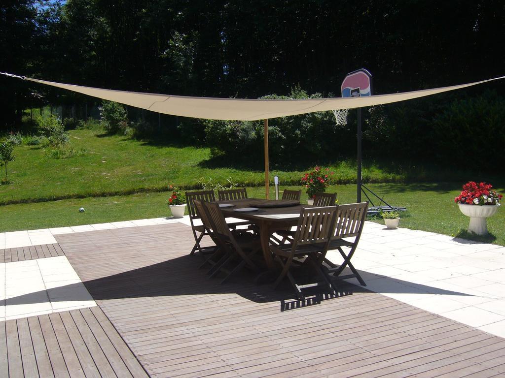 Bed and Breakfast Le Jardin Ombragé Saint-Paul-dʼIzeaux Exterior foto