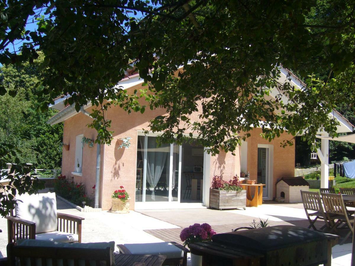 Bed and Breakfast Le Jardin Ombragé Saint-Paul-dʼIzeaux Exterior foto